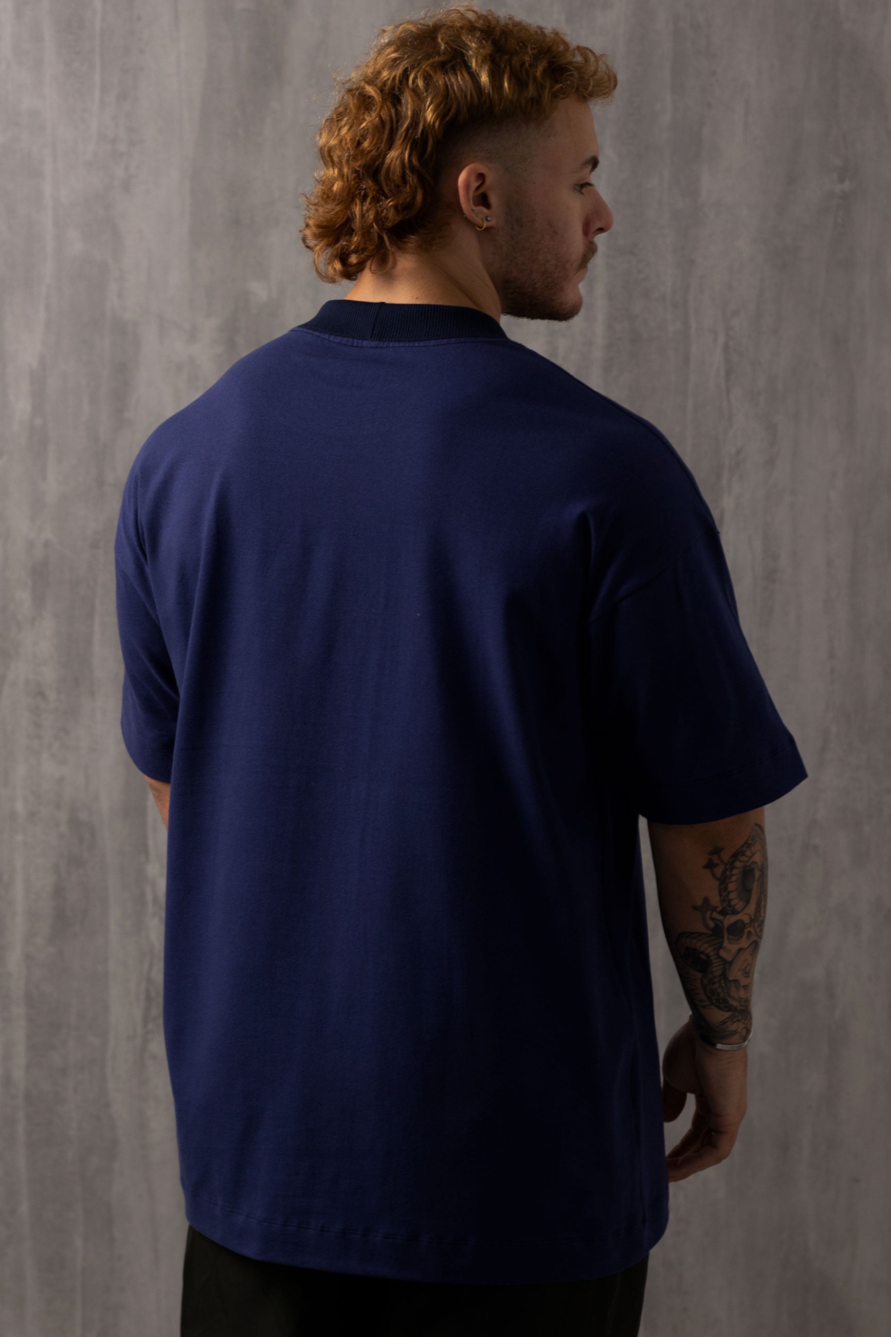 Camiseta Oversized Luxury Veludo - Marinho