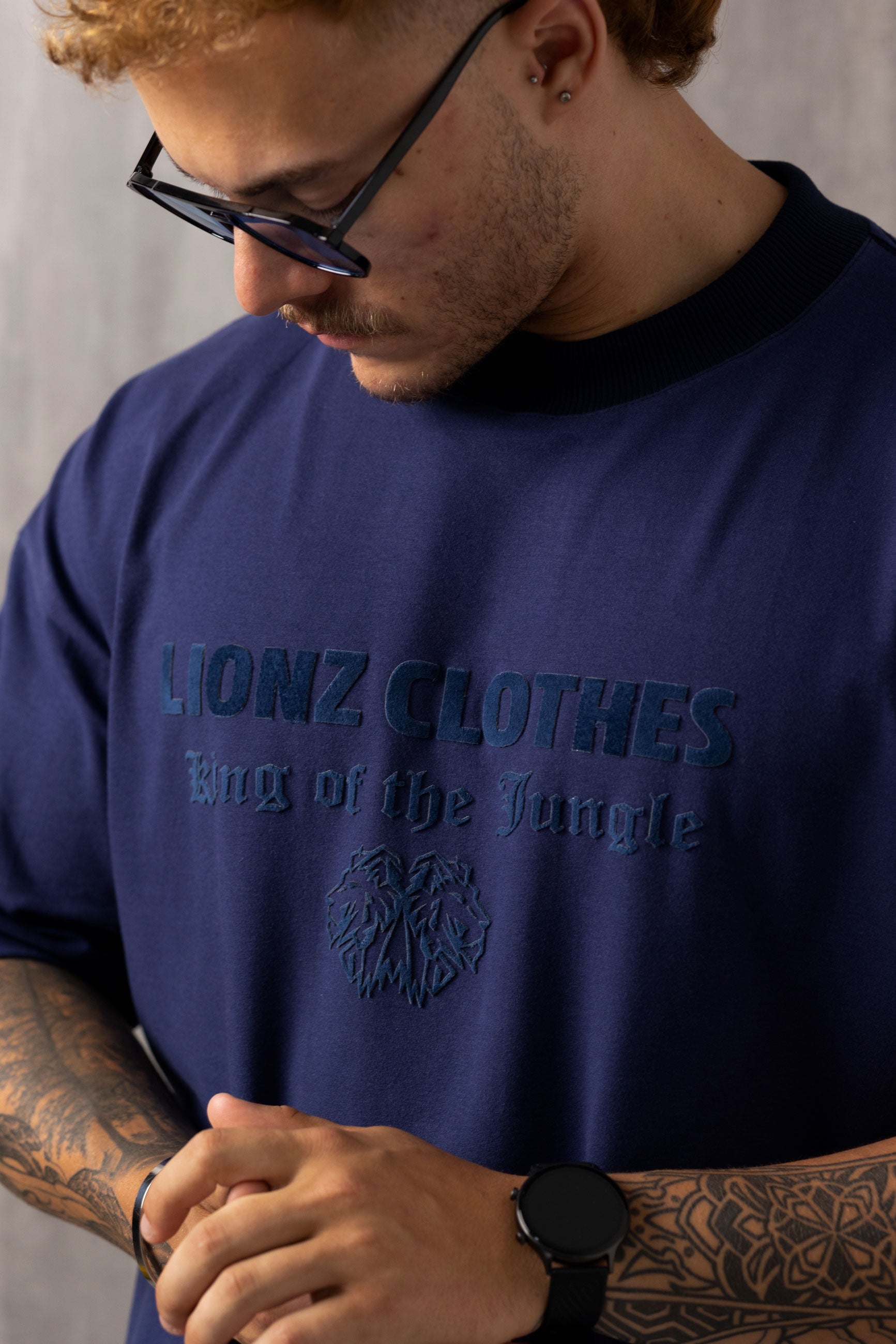 Camiseta Oversized Luxury Veludo - Marinho