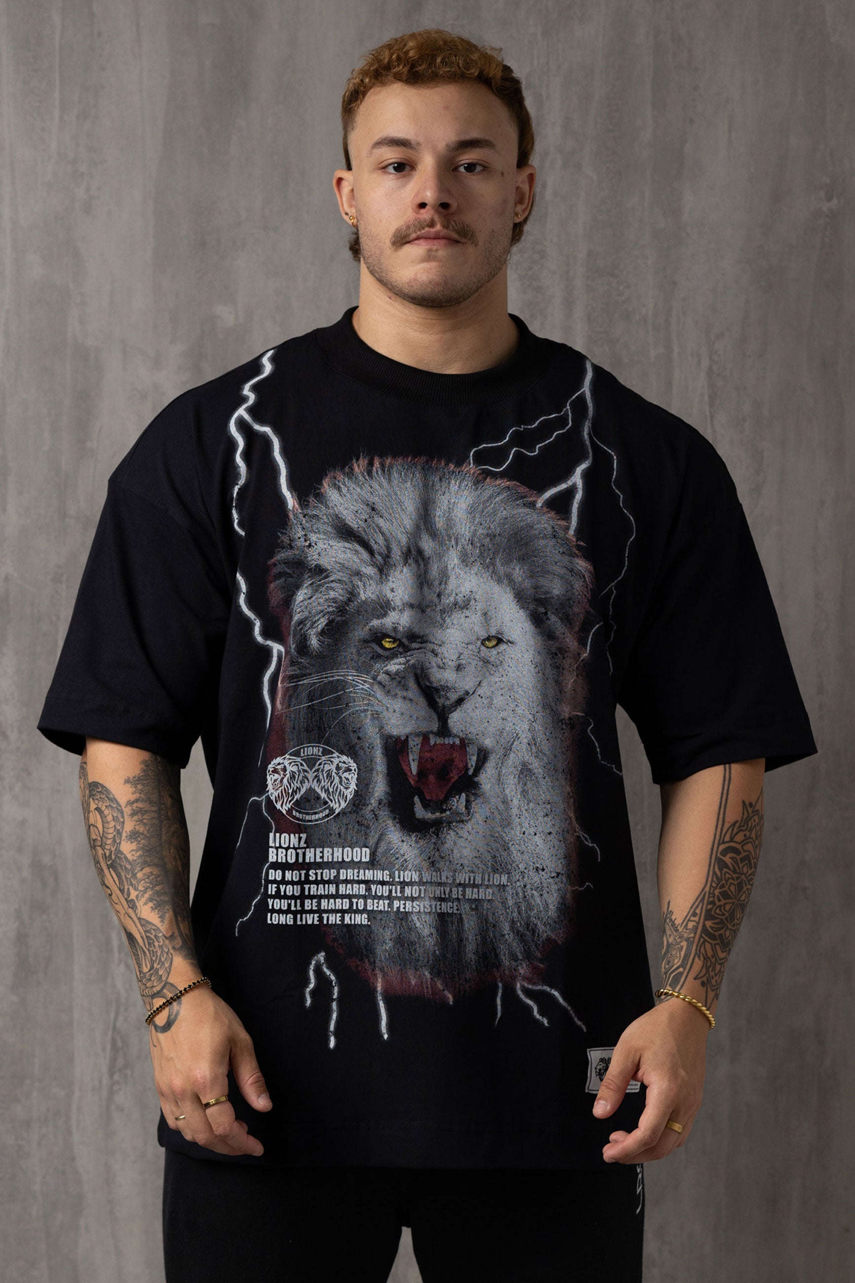 Camiseta Oversized Thunder Lion