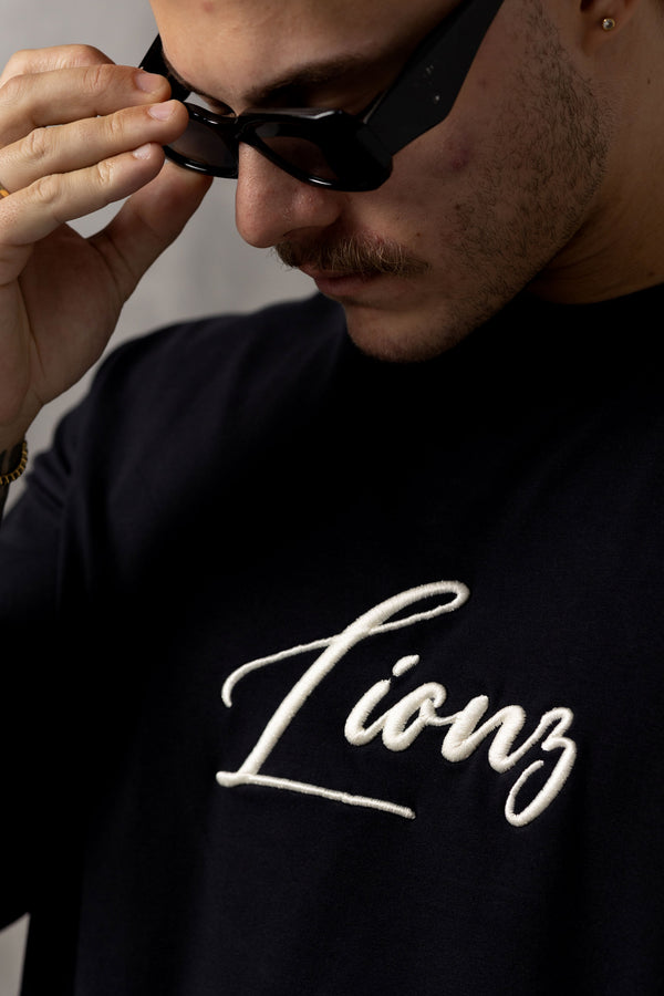 Camiseta Oversized Lionz Bordada - Preta