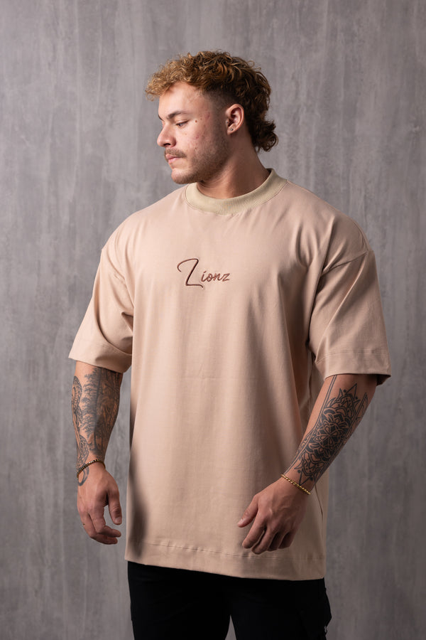 Camiseta Oversized Bordada King - Bege