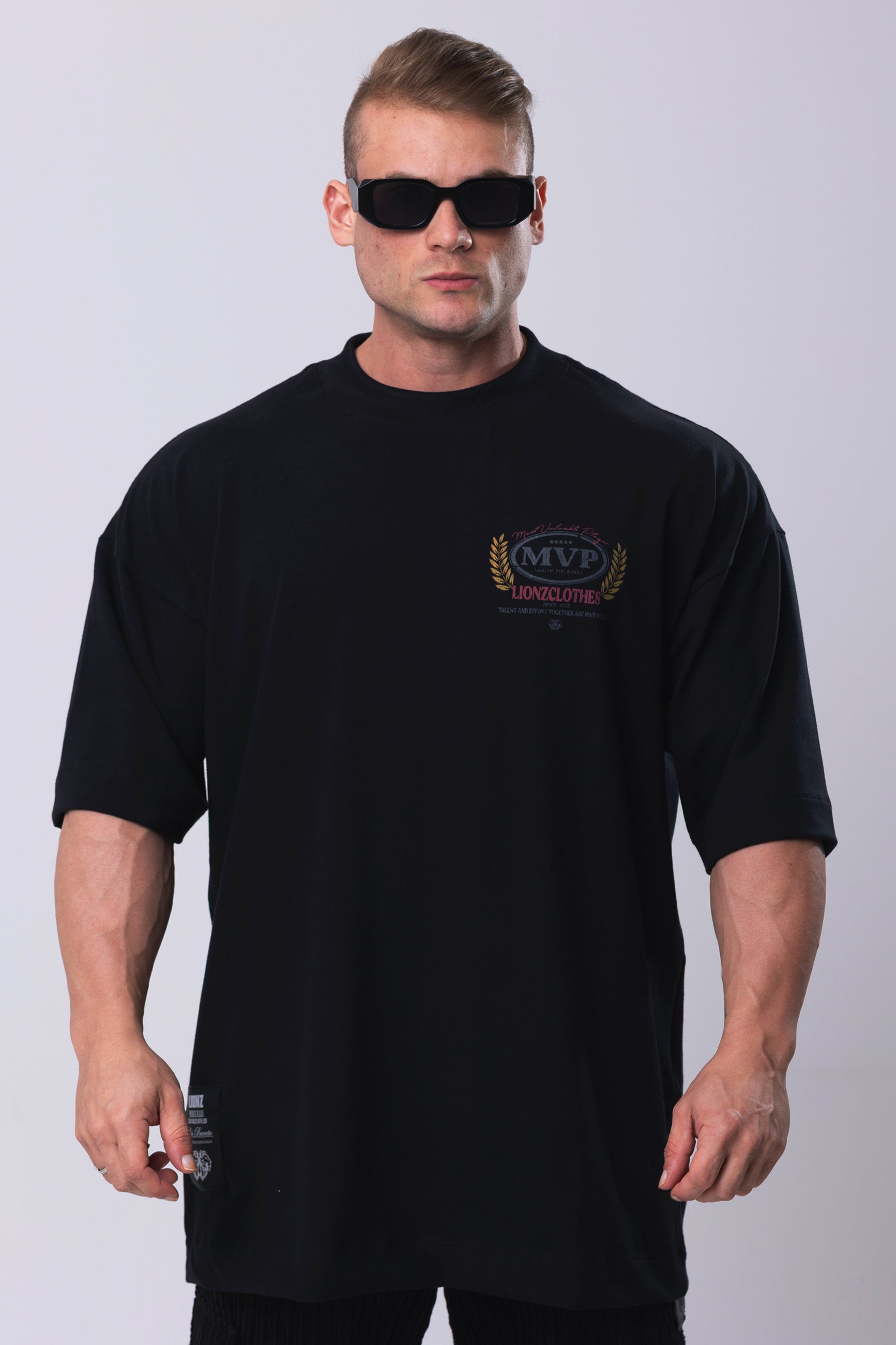 Camiseta Oversized MVP - Preta