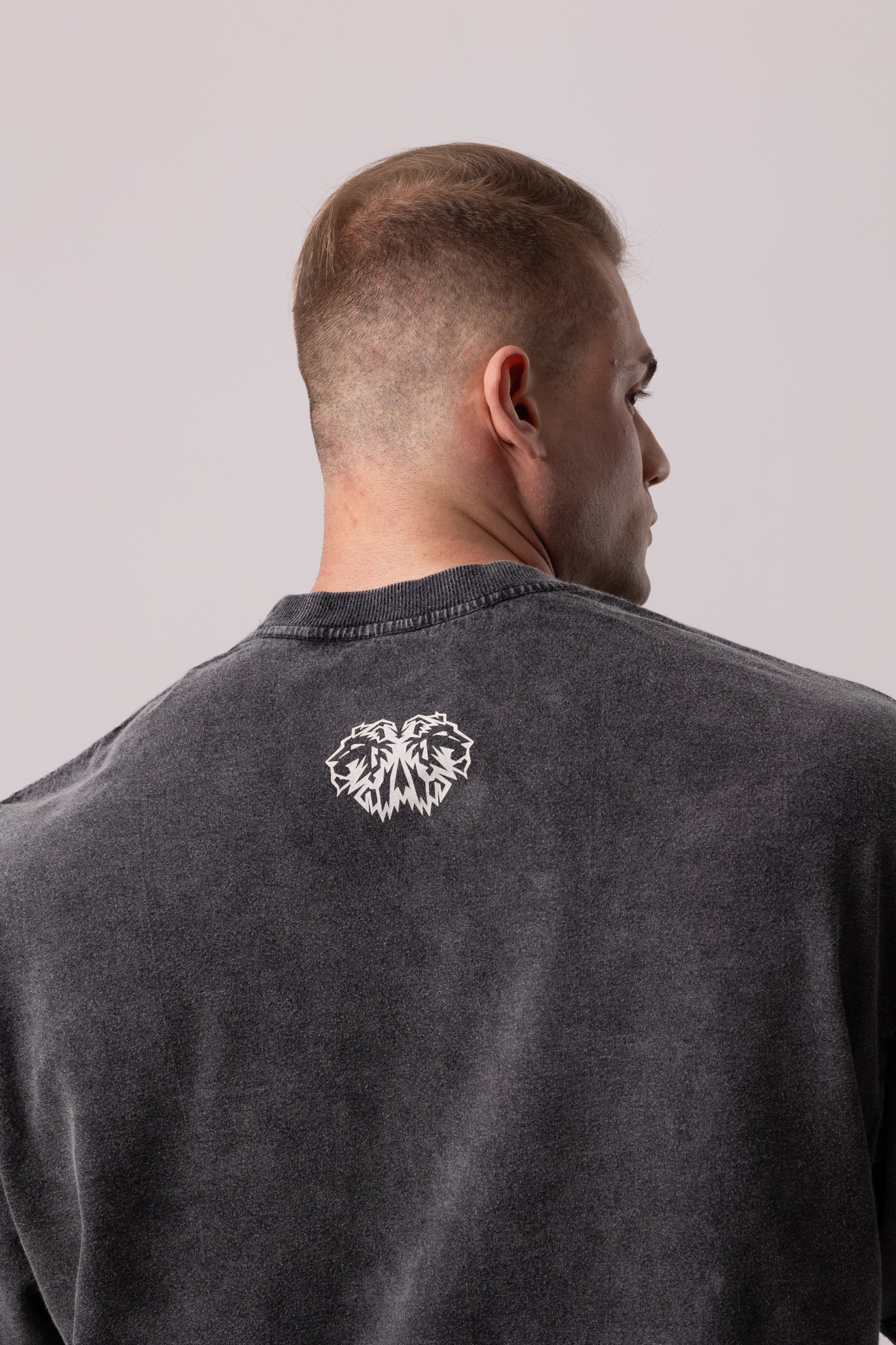 Camiseta Heavy Oversized Hard - Preta Estonada