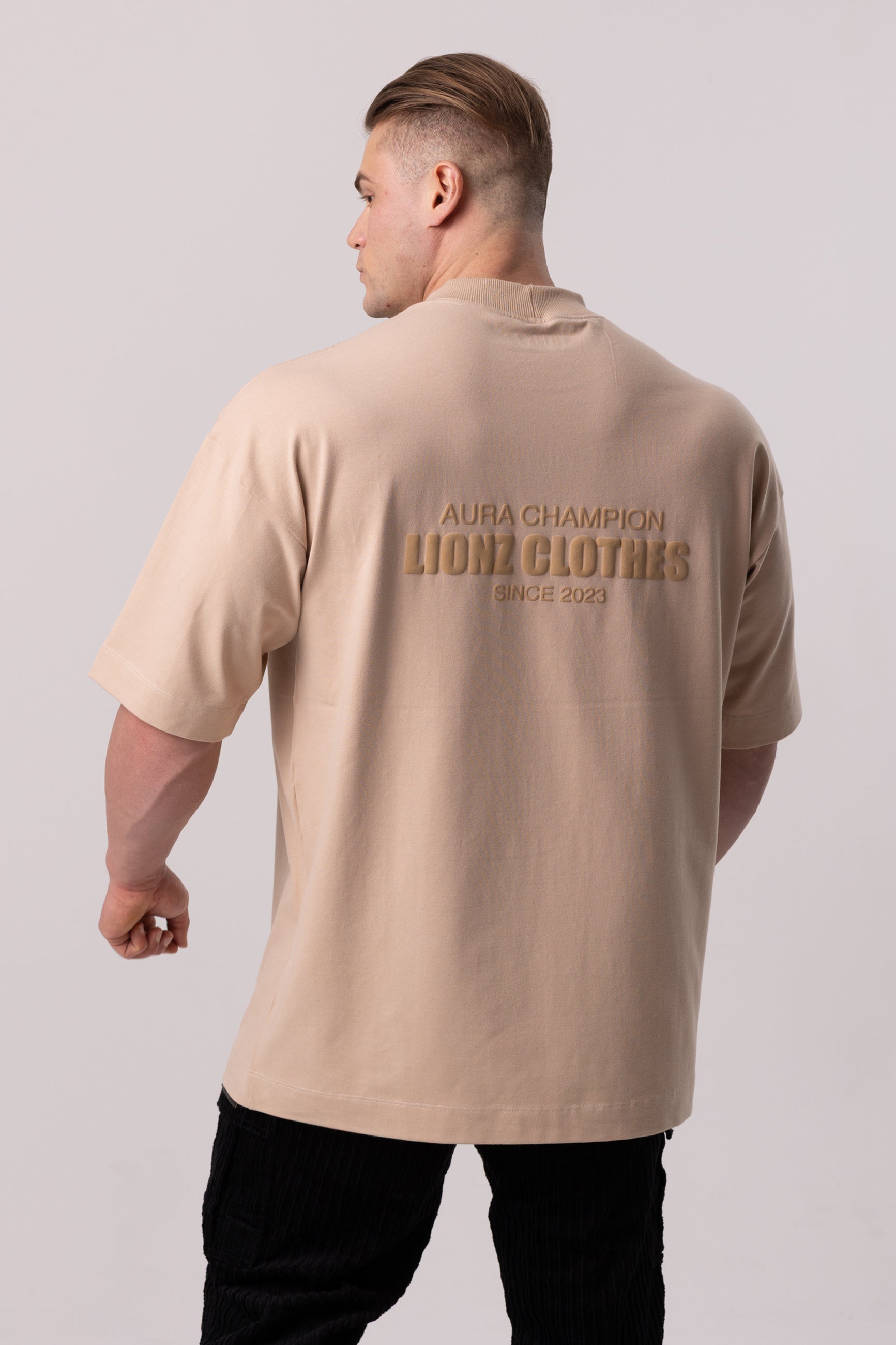 Camiseta Oversized TIRE - Bege