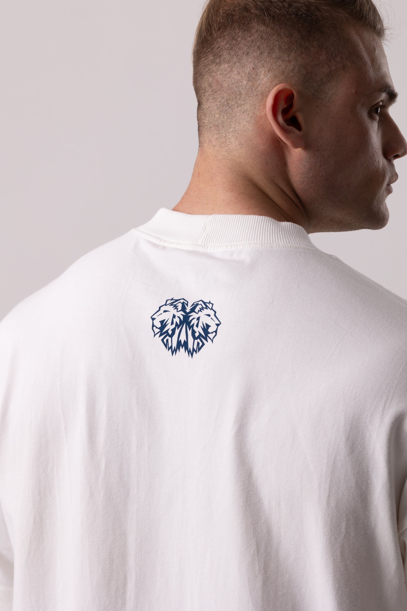 Camiseta Oversized The Club - OffWhite