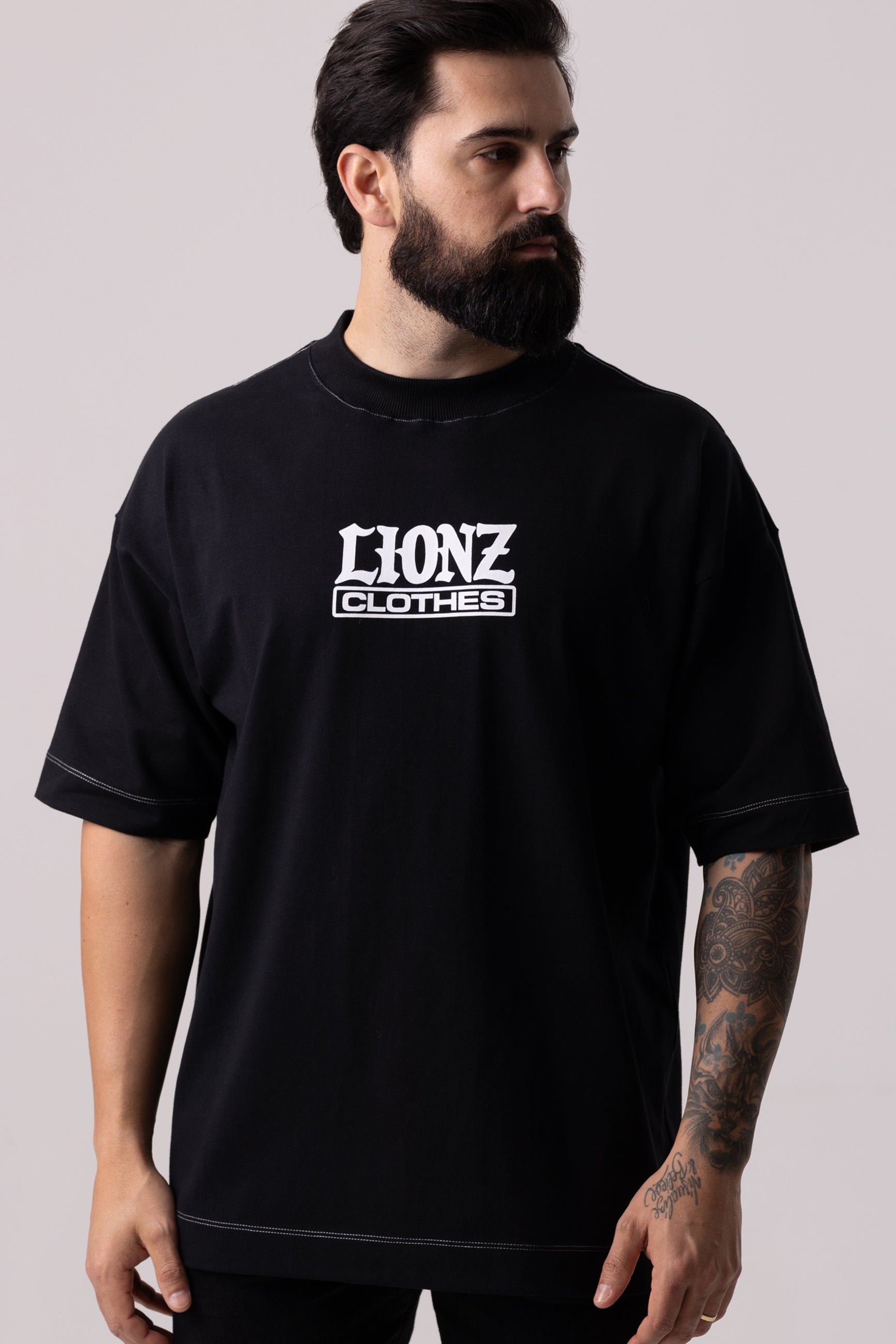 Camiseta Oversized Unic - Preta Contraste