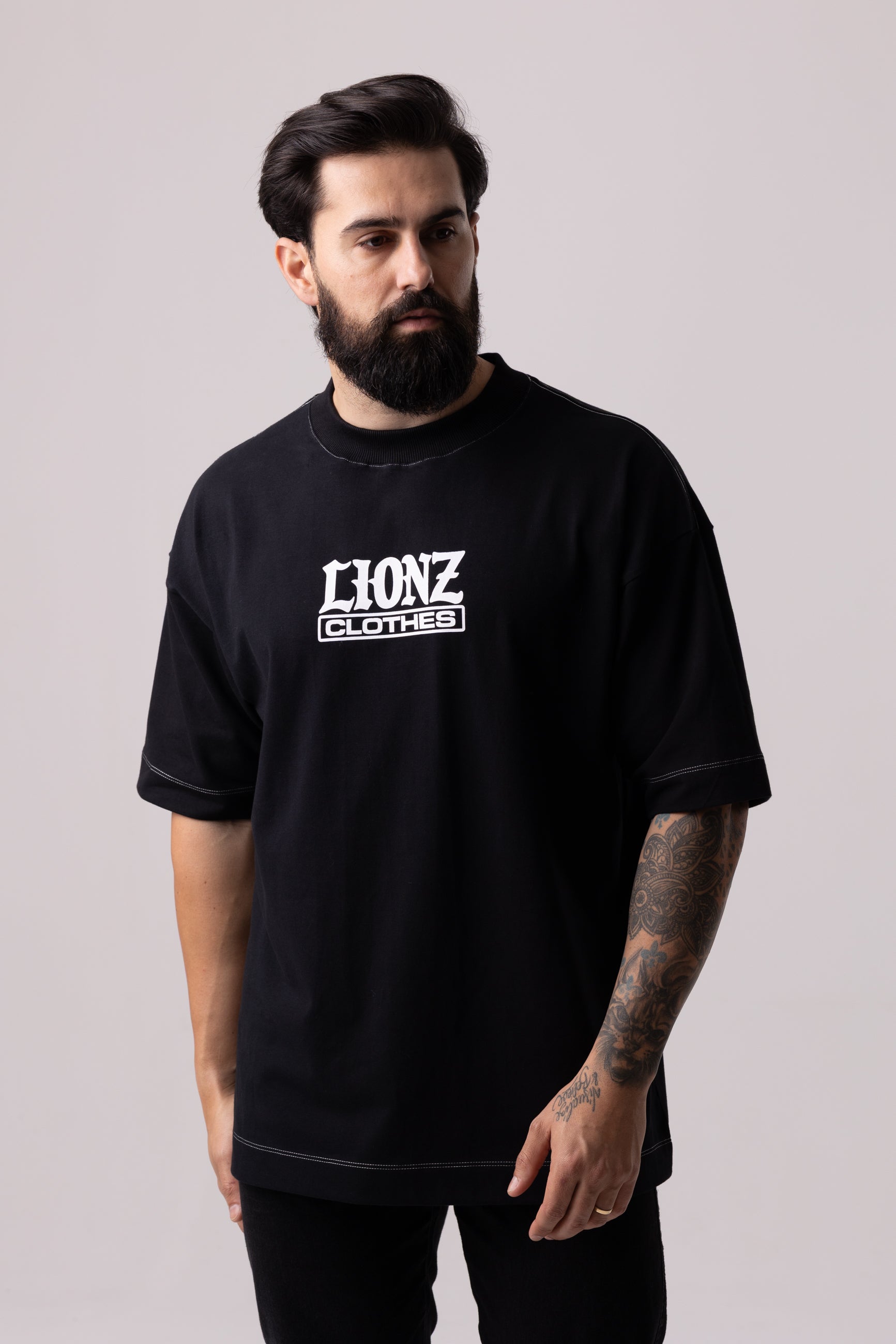 Camiseta Oversized Unic - Preta Contraste