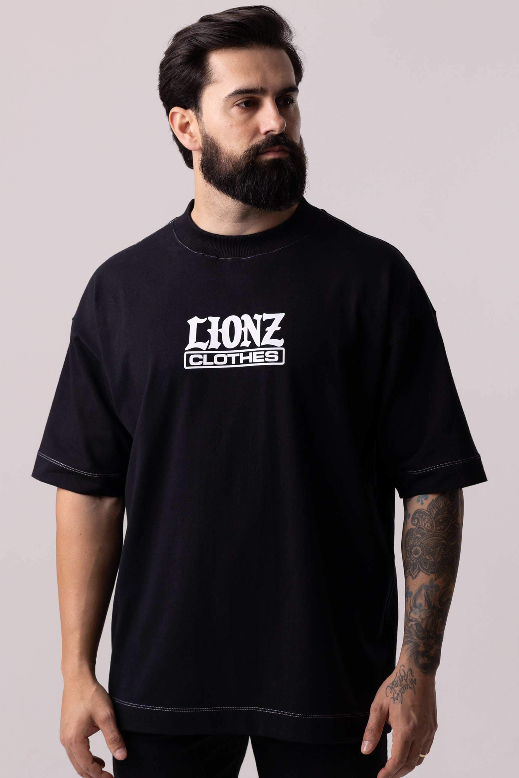 Camiseta Oversized Unic - Preta Contraste