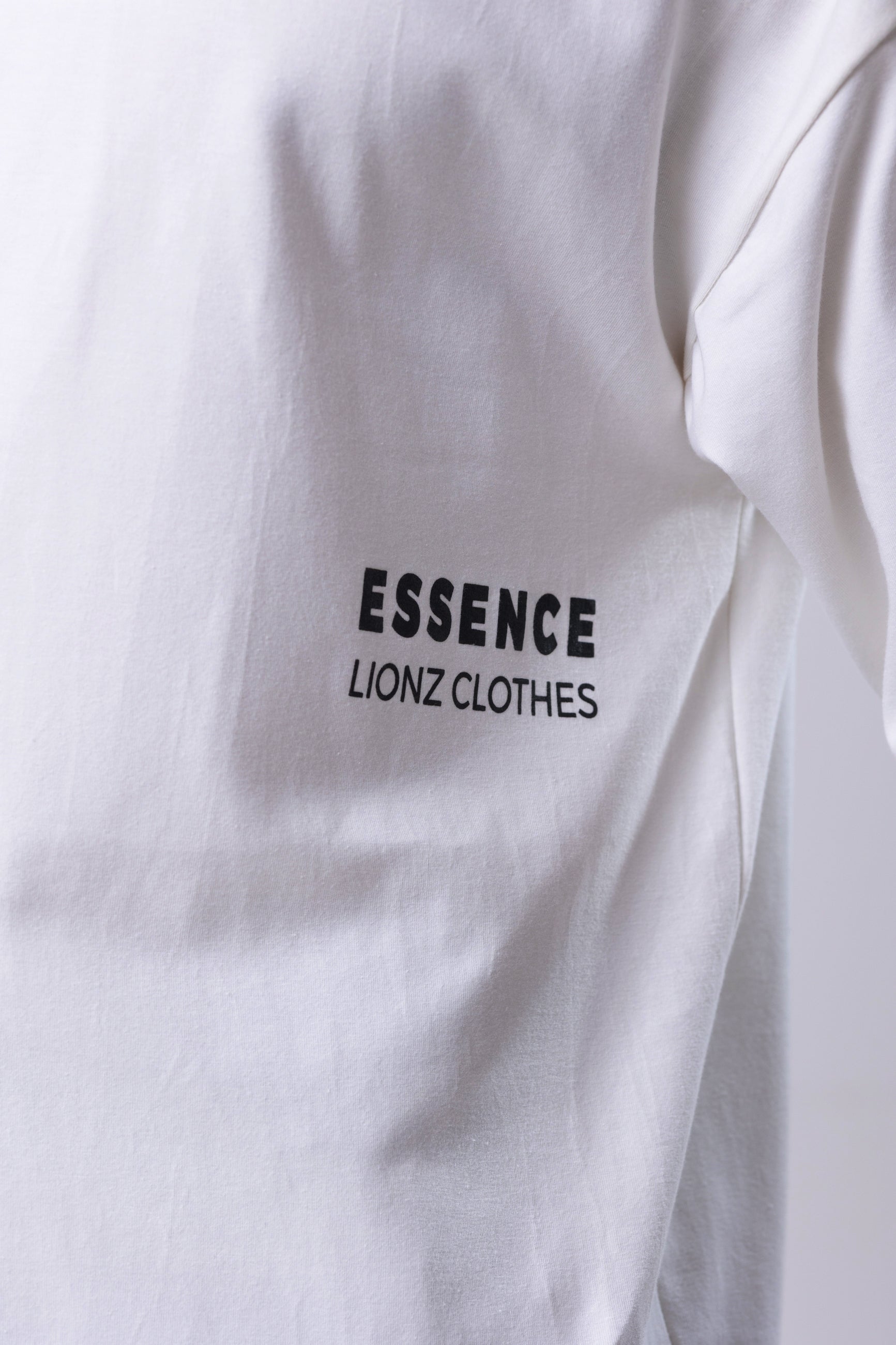 Camiseta Oversized Essence - OffWhite