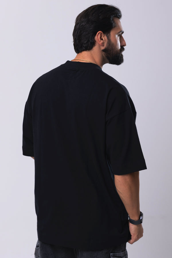 Camiseta Oversized Lisa - Preta