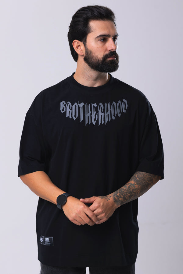 Camiseta Oversized Irmandade - Preta