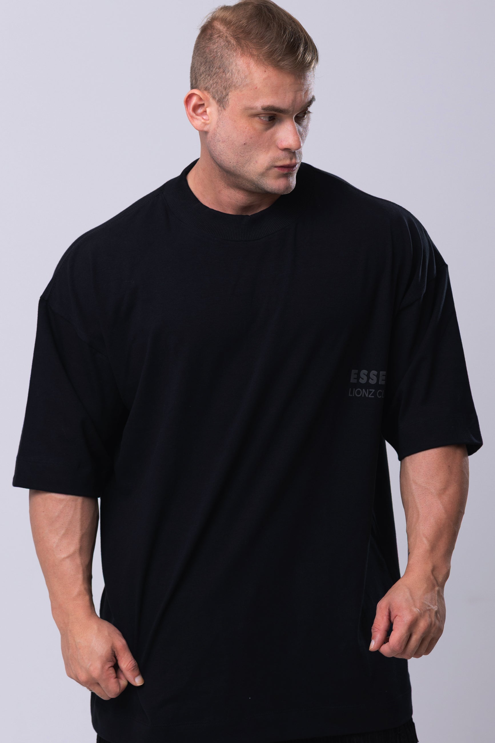 Camiseta Oversized Essence - Preta