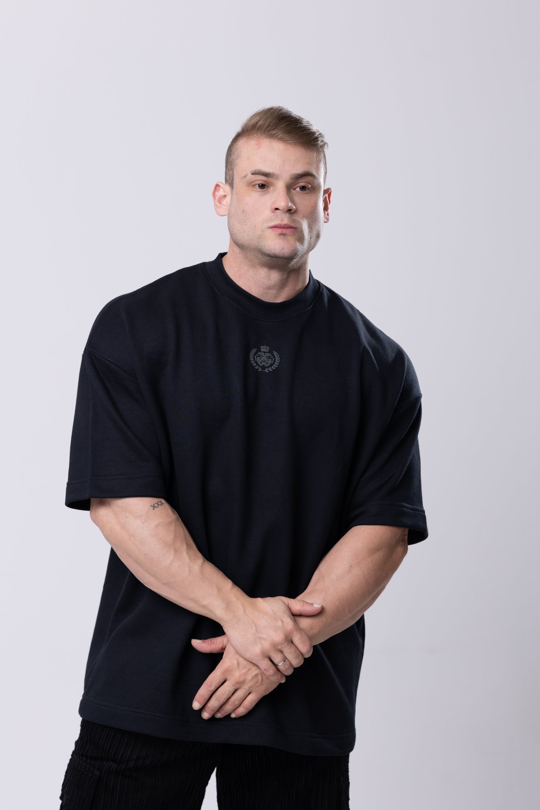 Camiseta Oversized Deluxe King - Preta