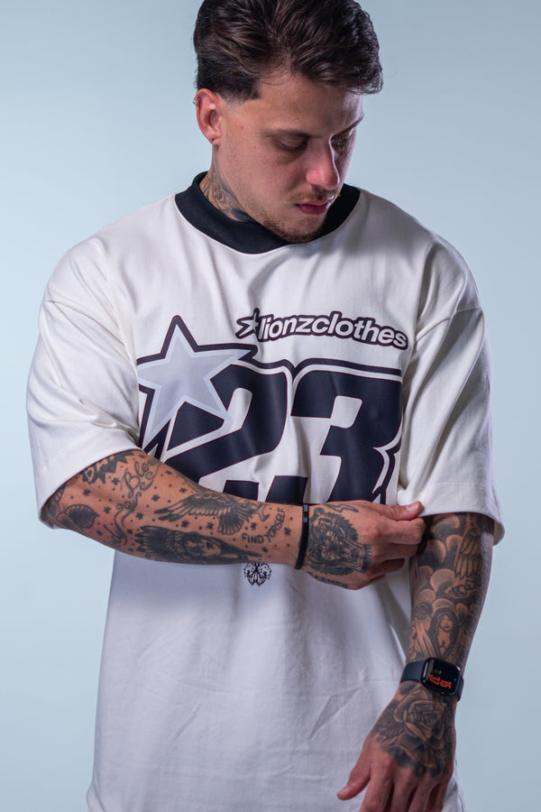 Camiseta Oversized Estrela - OffWhite&Black