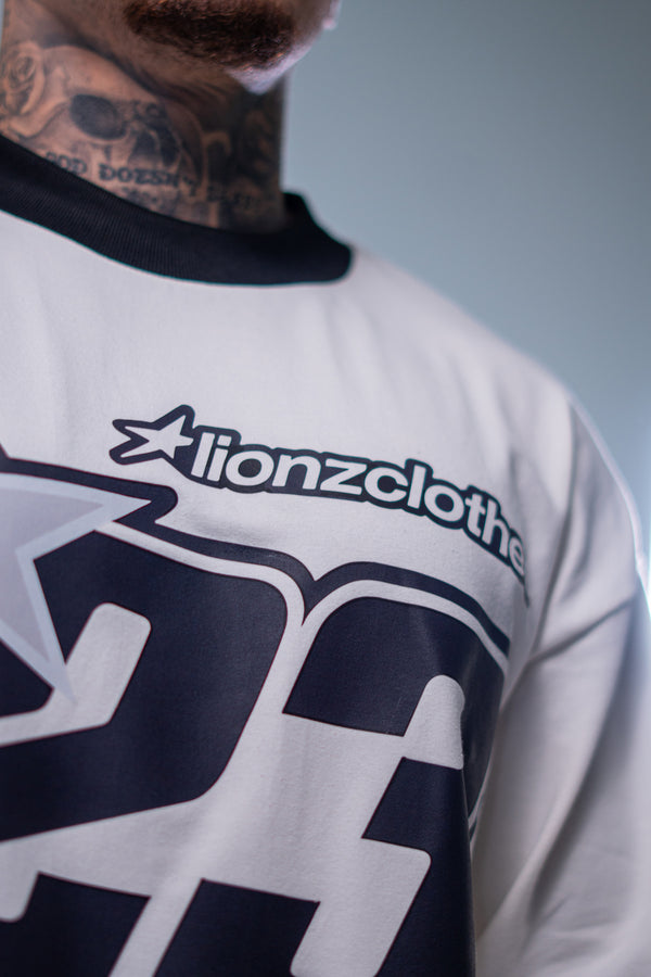 Camiseta Oversized Estrela - OffWhite&Black