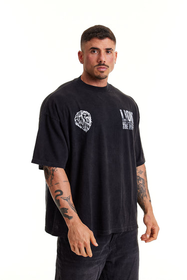 Camiseta Boxy Preto Faded - The World