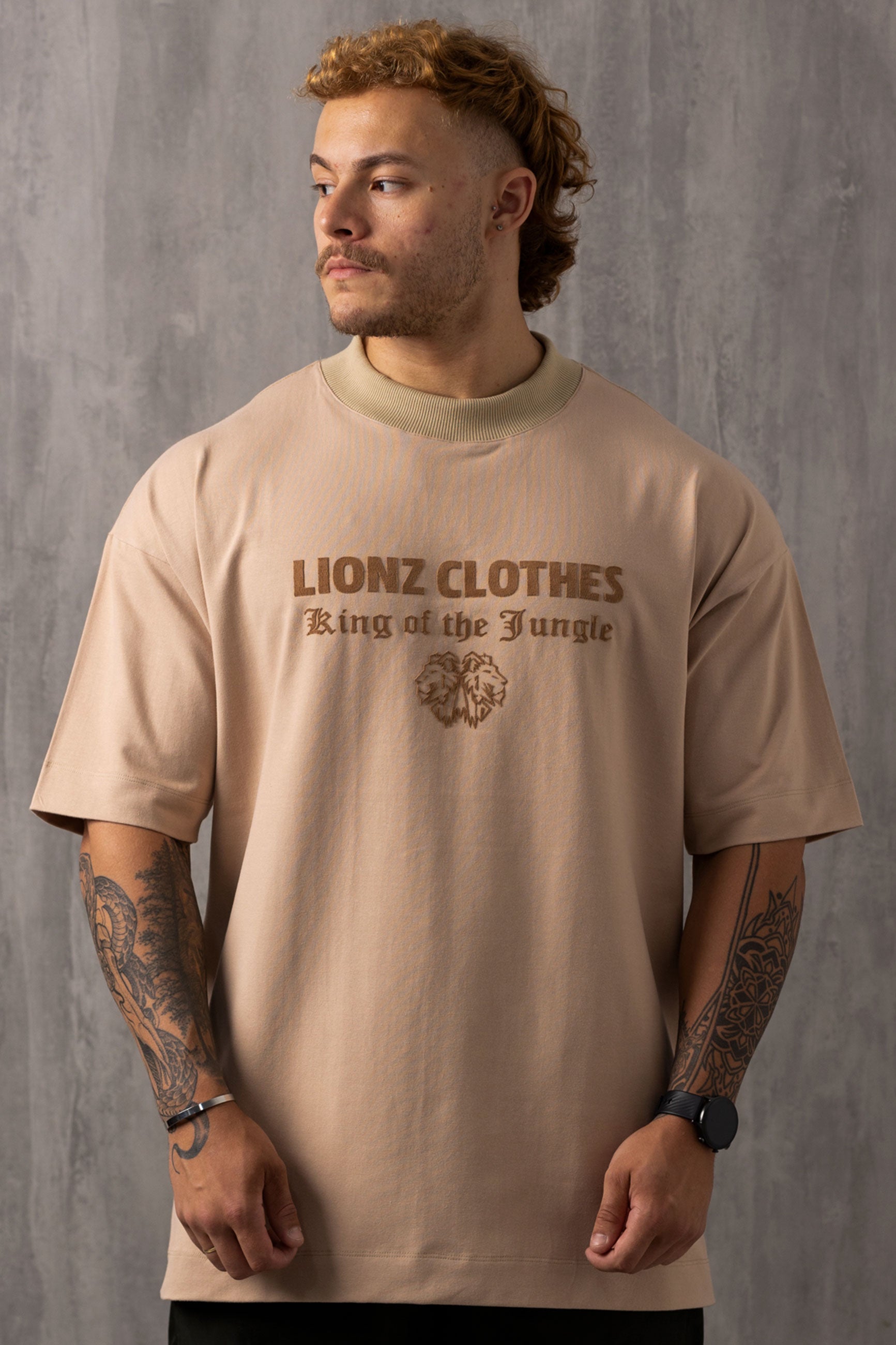 Camiseta Oversized Luxury Veludo - Bege