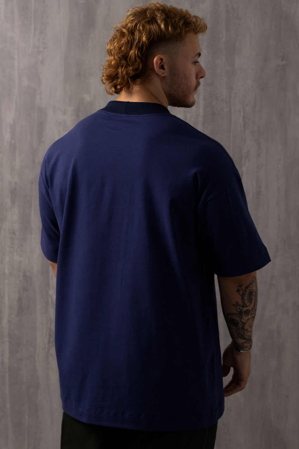 Camiseta Oversized Luxury Veludo - Marinho