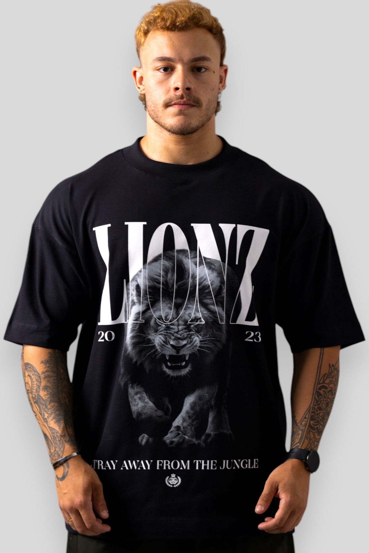 Camiseta Oversized Jungle - Preta