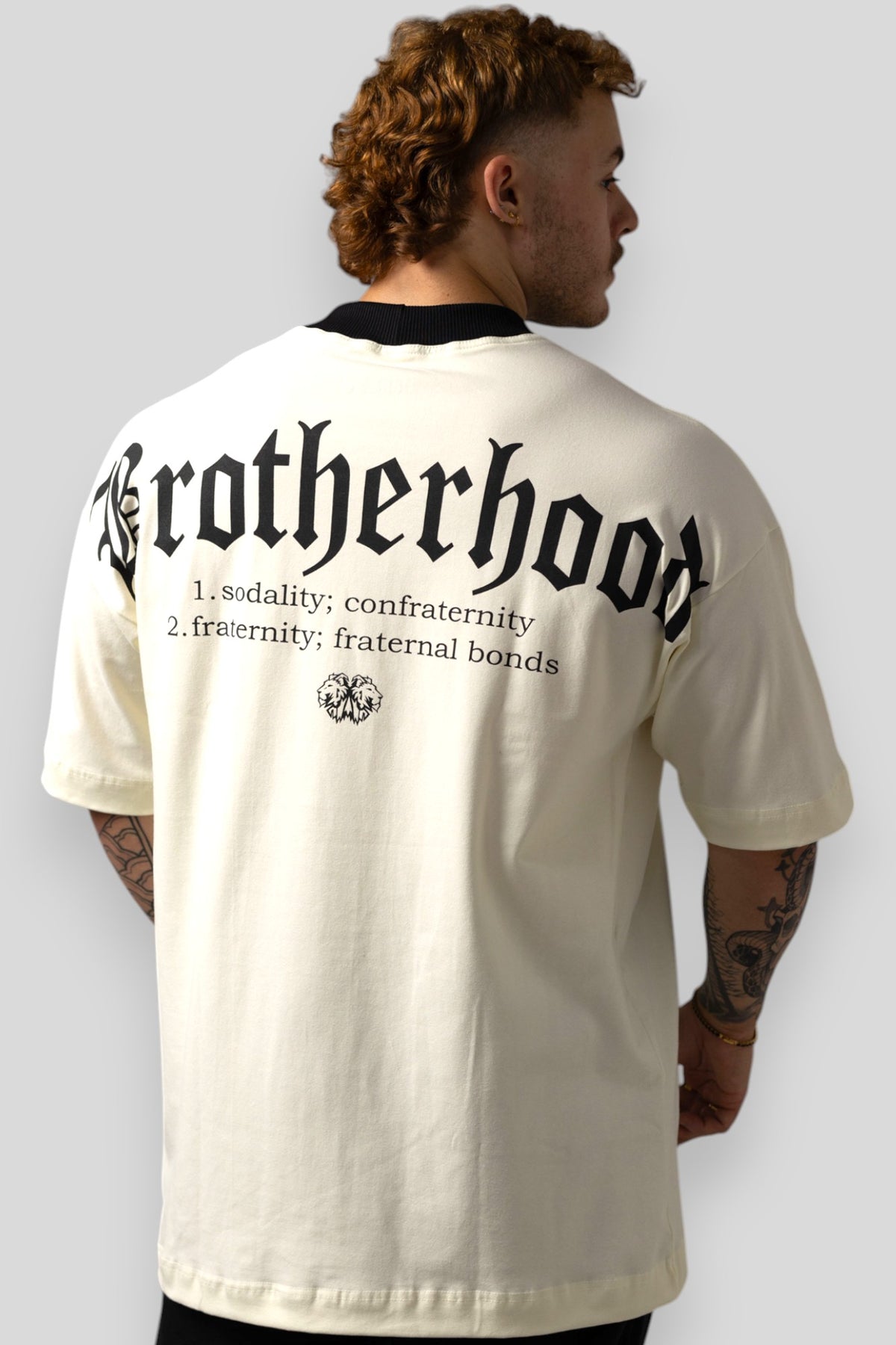 Camiseta Oversized Brotherhood - OffWhite