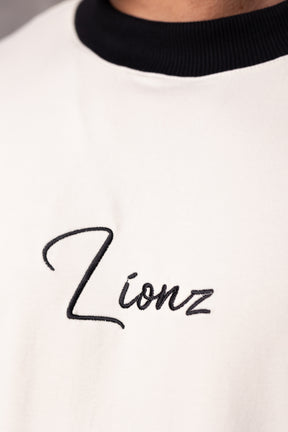 Camiseta Oversized Bordada King - OffWhite