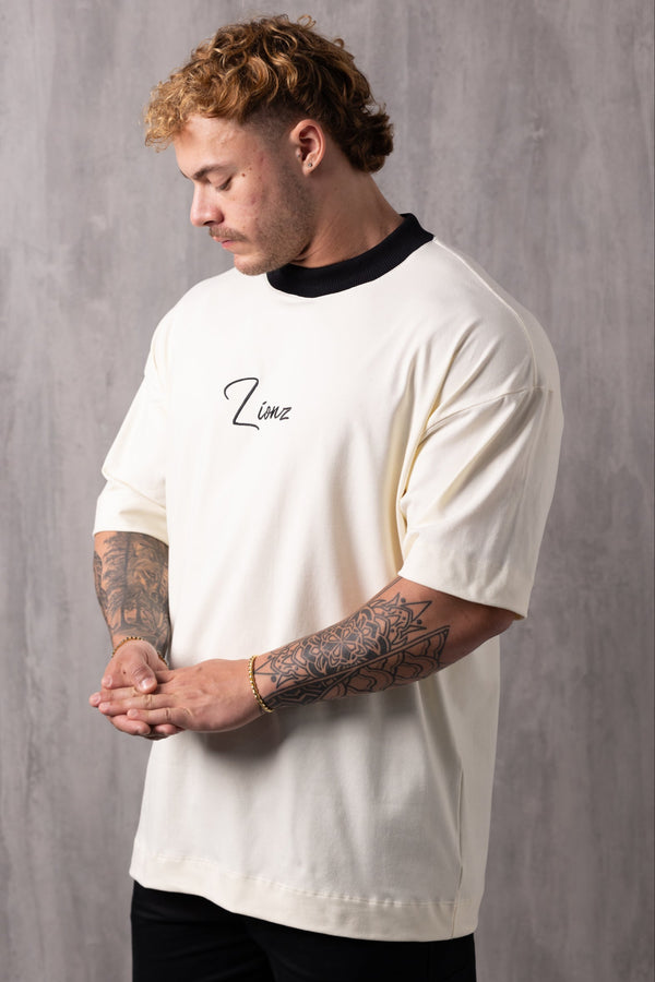 Camiseta Oversized Bordada King - OffWhite&Black