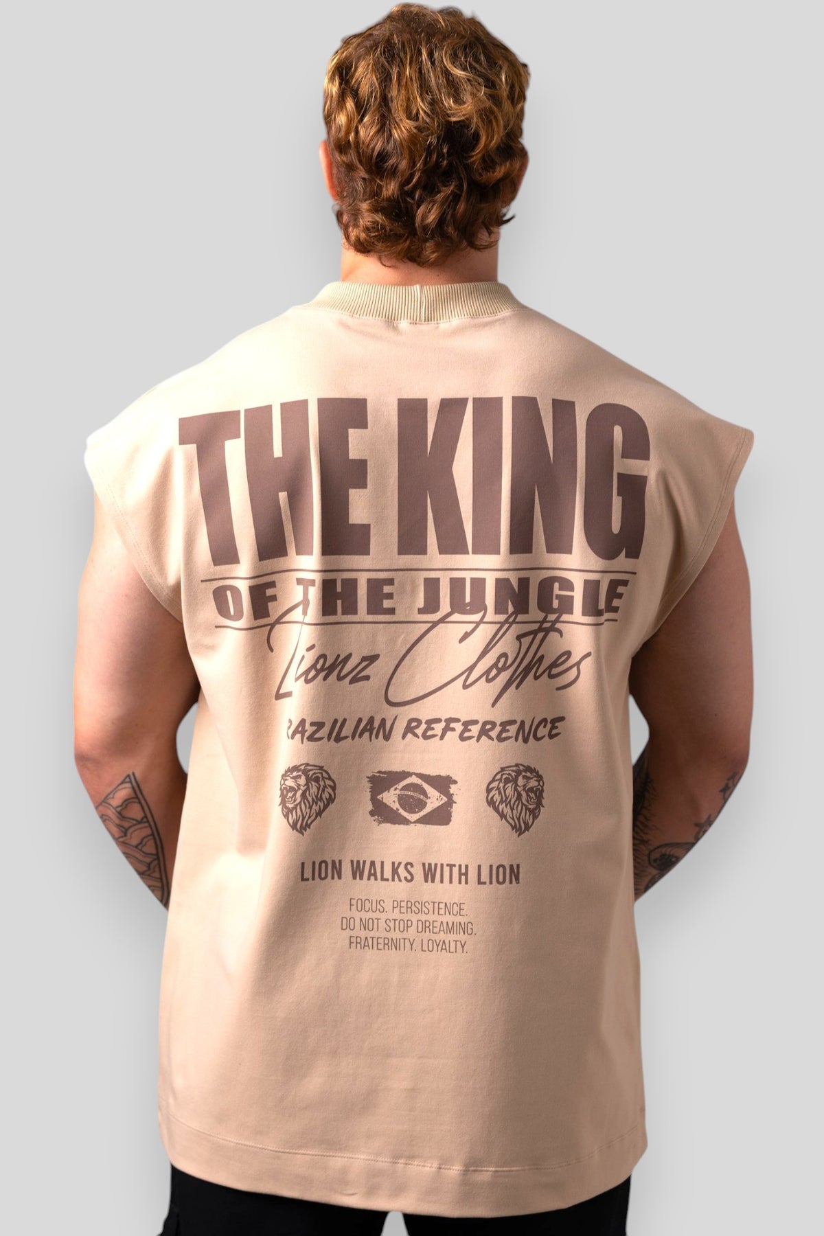 Regata Tanke The King - Bege
