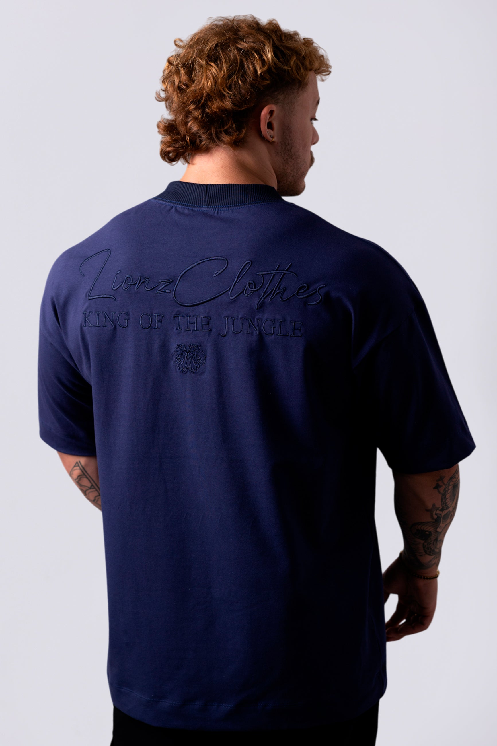 Camiseta Oversized Bordada King - Marinho
