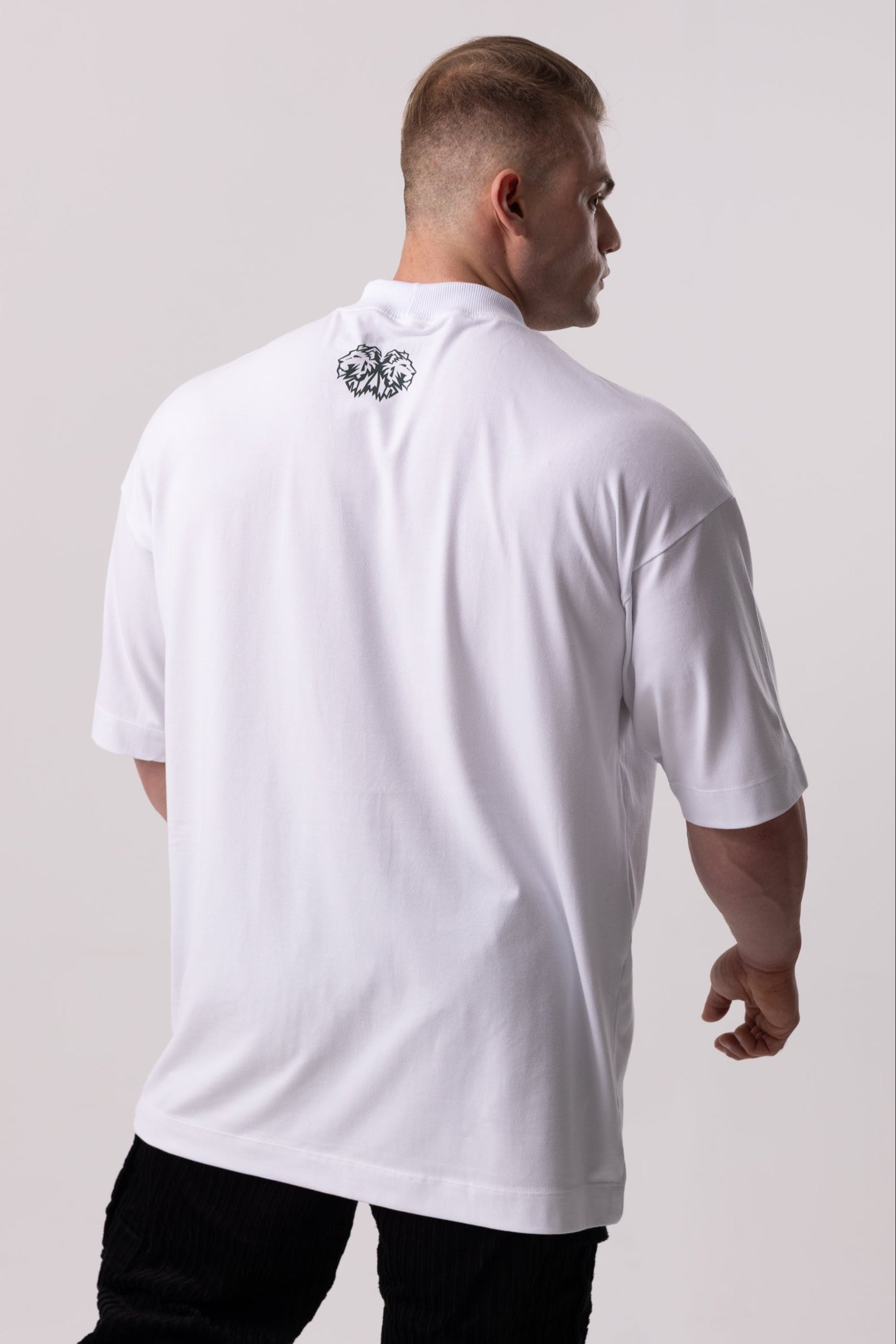 Camiseta Oversized LZC - Branca
