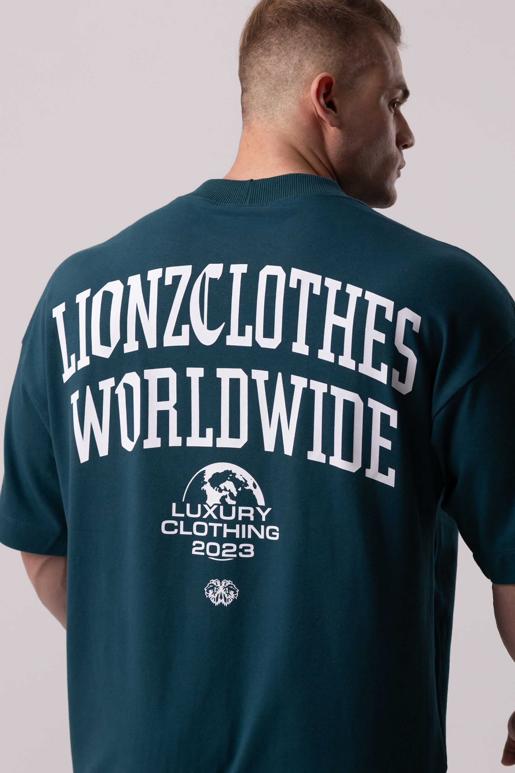 Camiseta Oversized Worldwide - Málaga