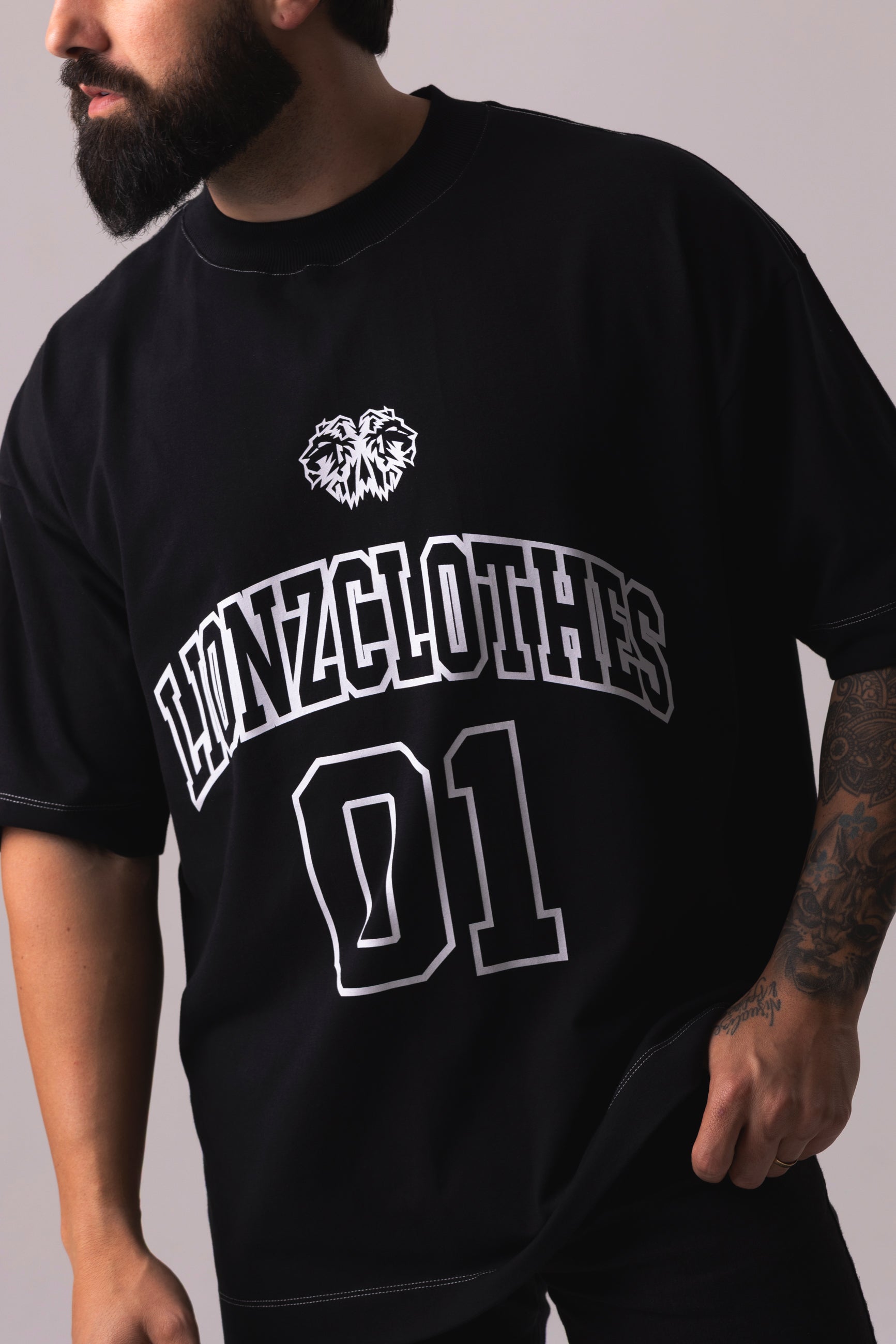 Camiseta Oversized 01 - Preta