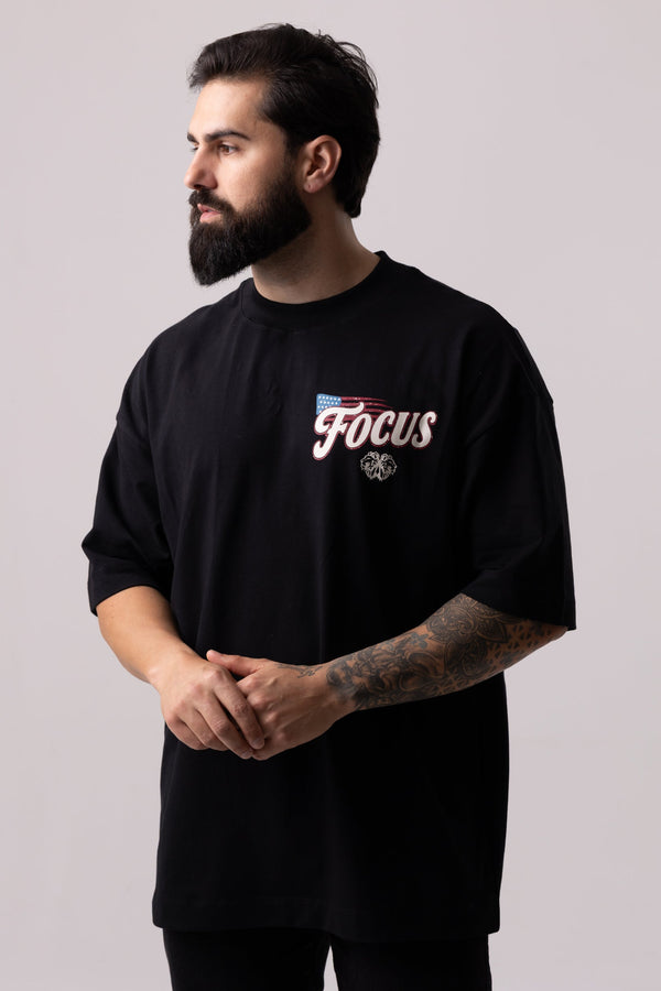 Camiseta Oversized Focus - Preta