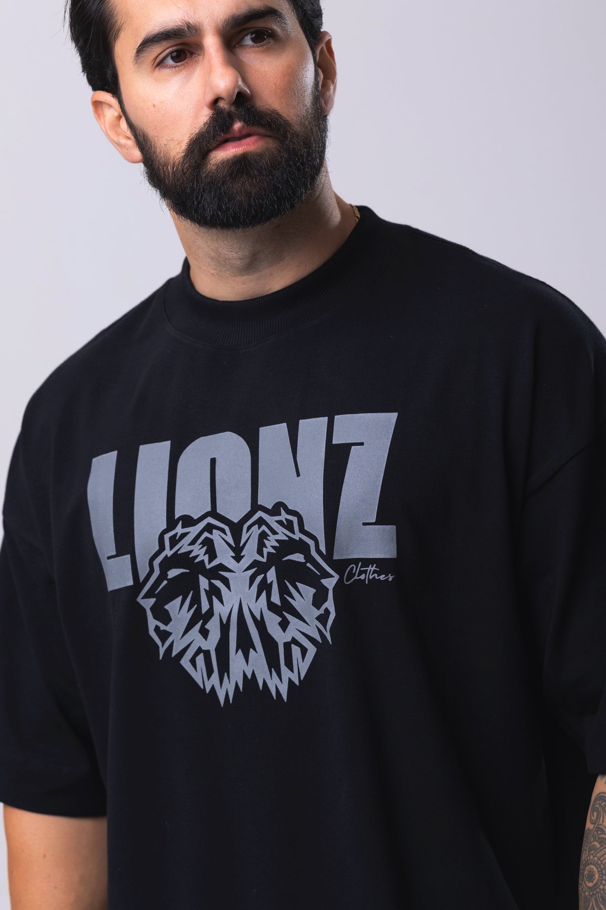Camiseta Oversized Punch - Preta