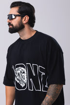 Camiseta Oversized L I O N Z - Preta