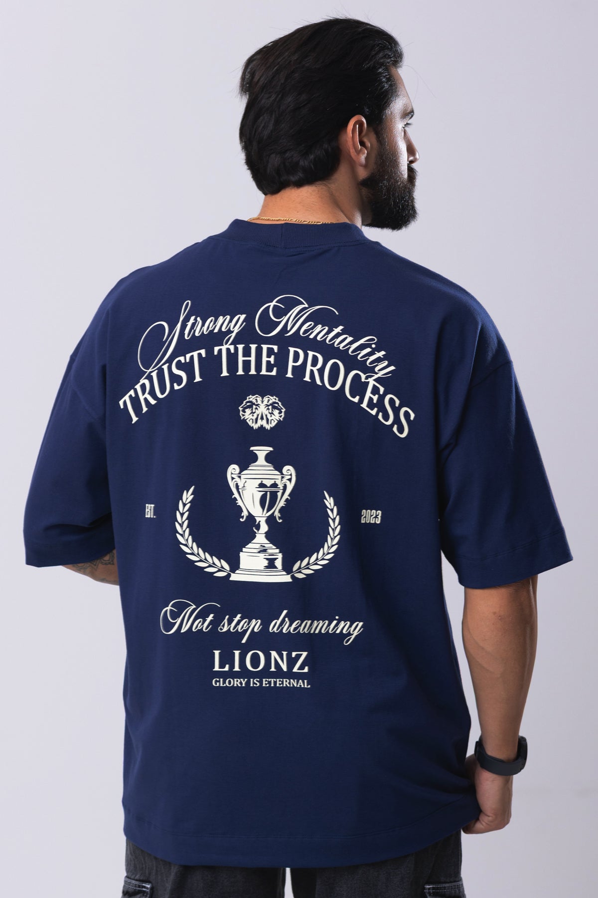 Camiseta Oversized Trust - Marinho