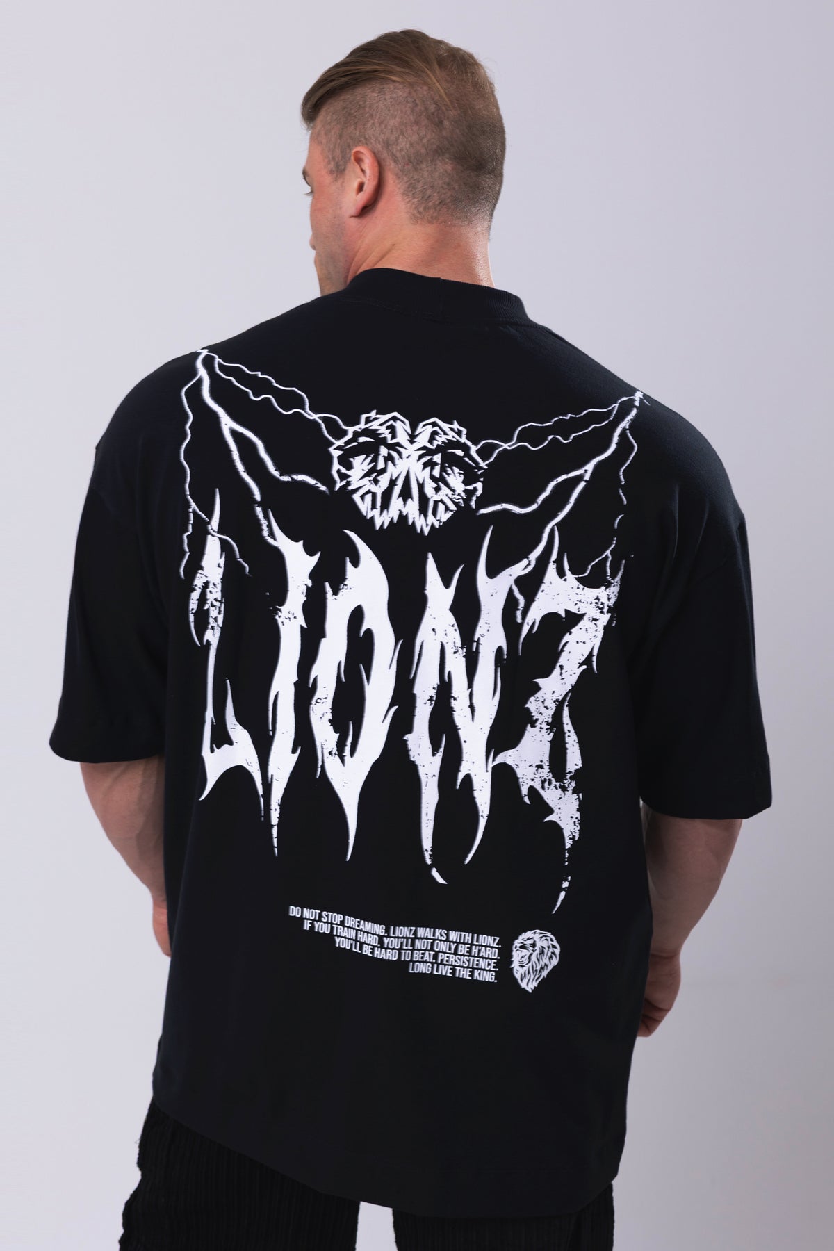 Camiseta Oversized MetalThunder - Preta