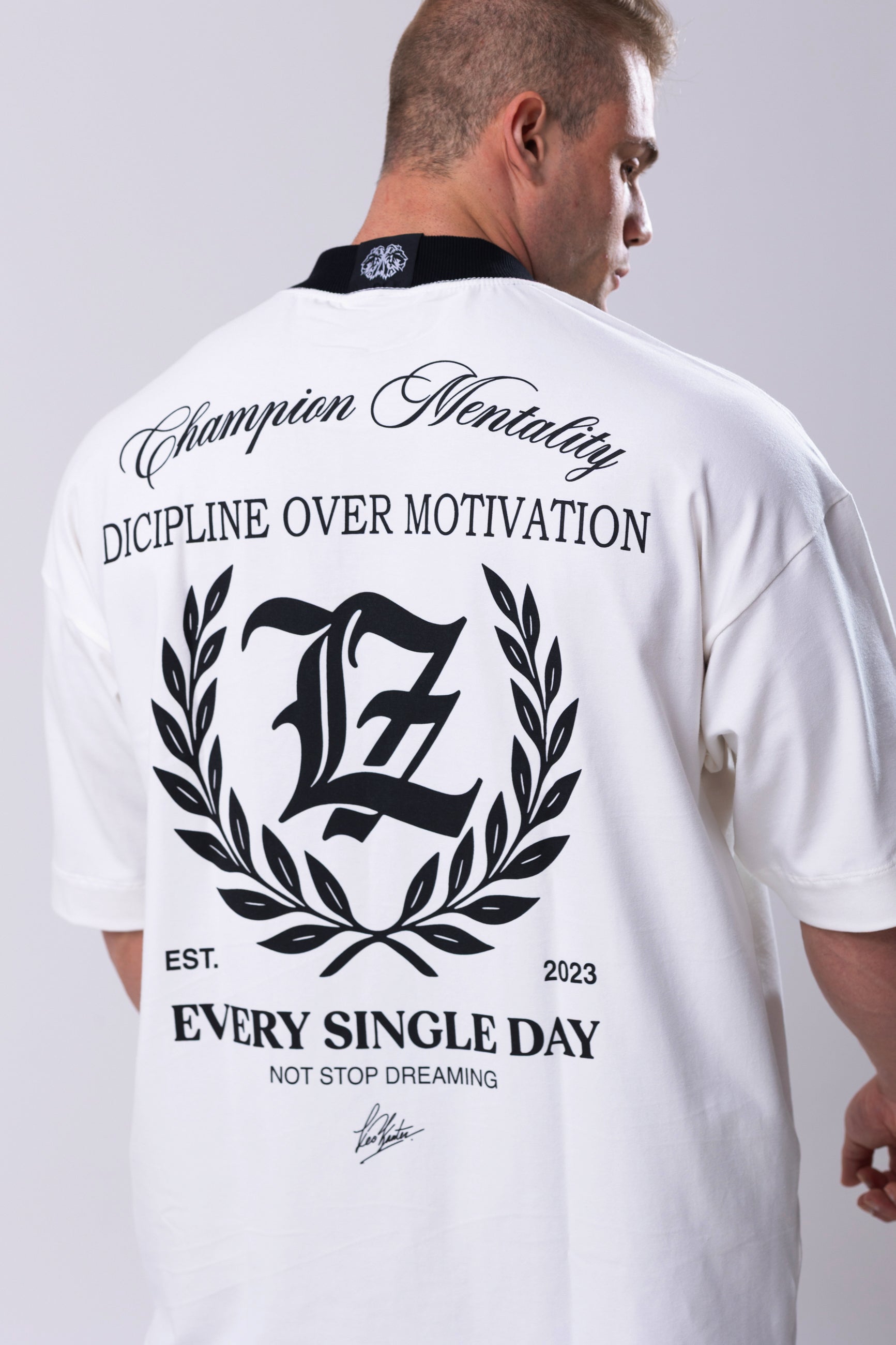 Camiseta Oversized EveryDay - OffWhite&Black