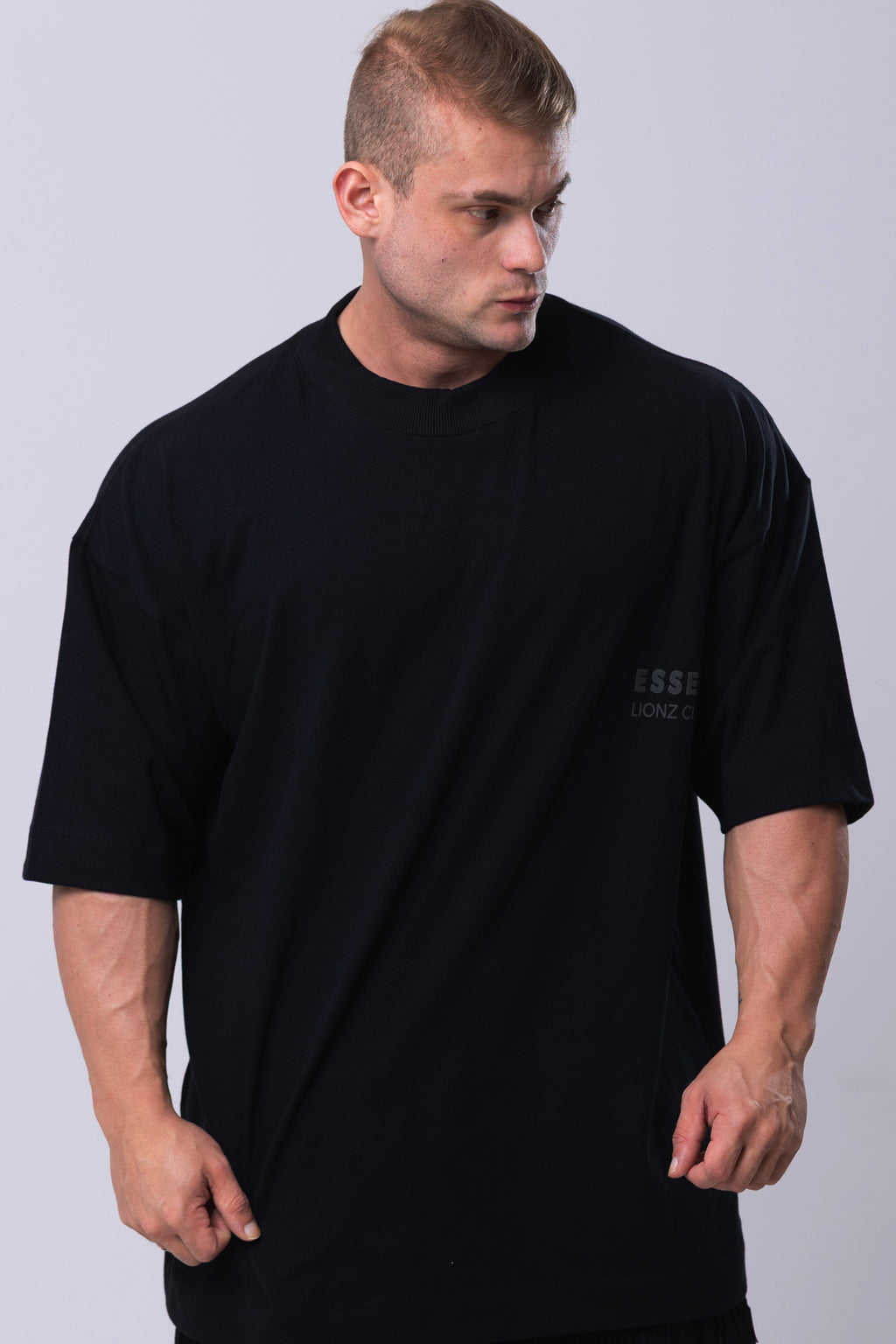Camiseta Oversized Essence - Preta
