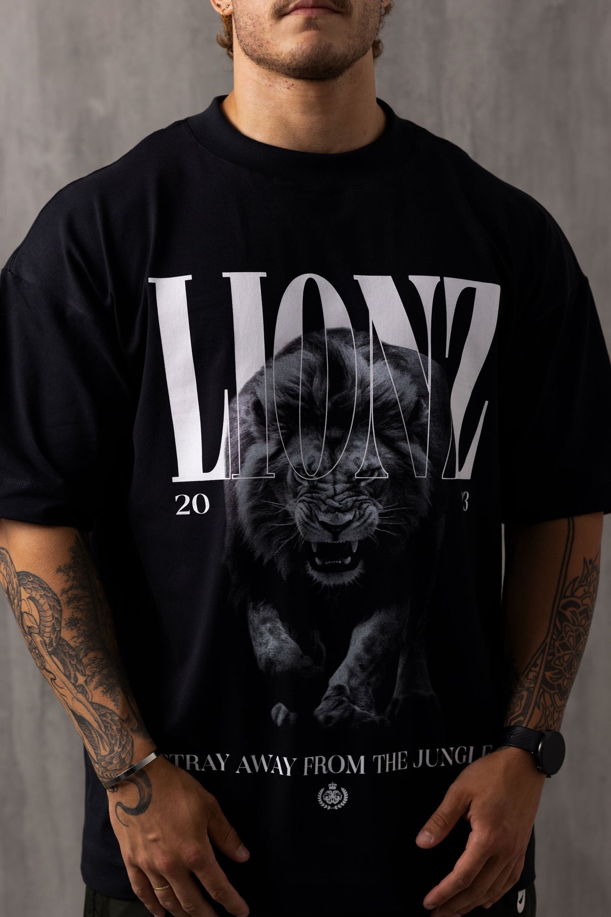 Camiseta Oversized Jungle - Preta
