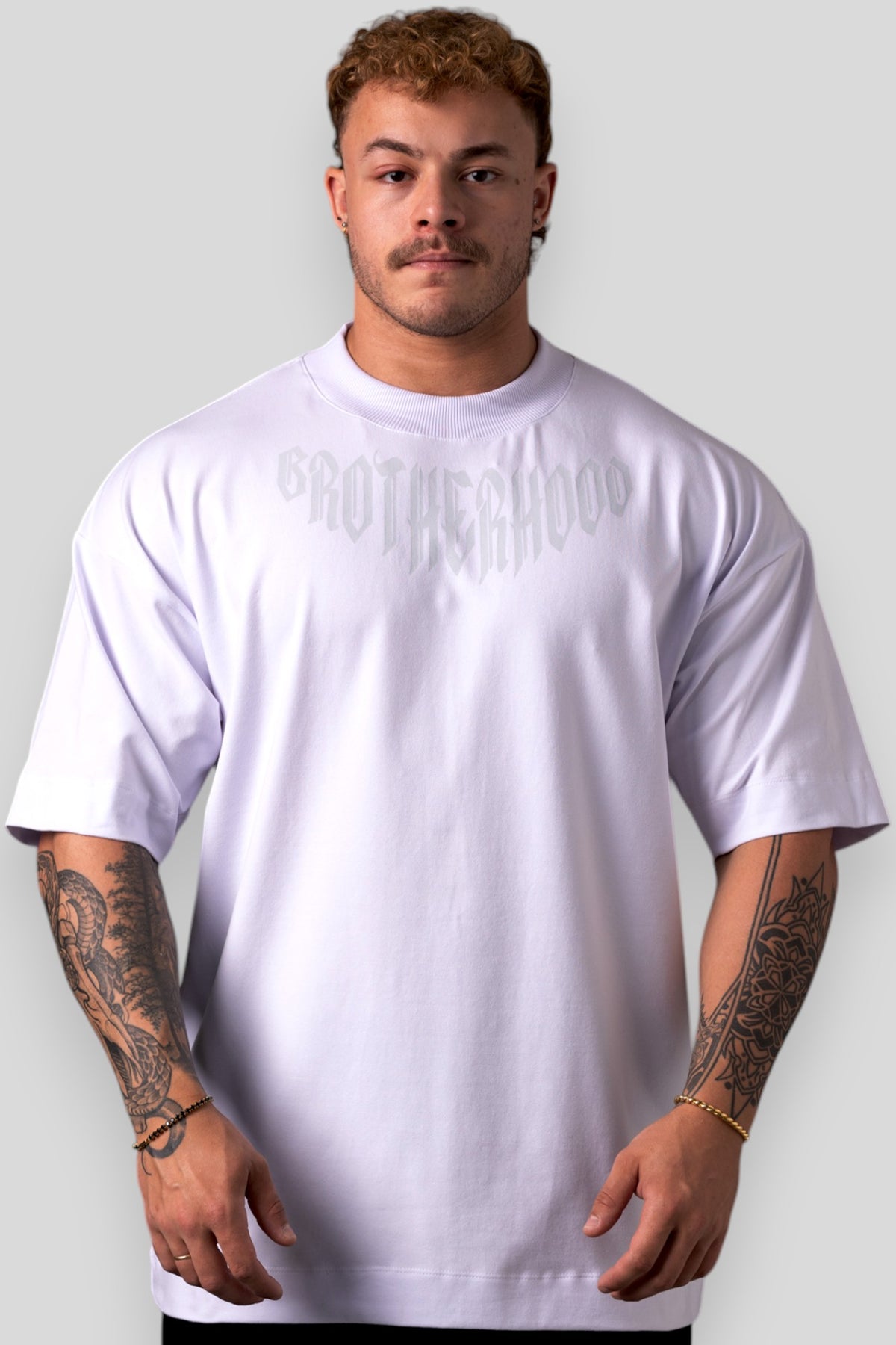 Camiseta Oversized Irmandade - Branca