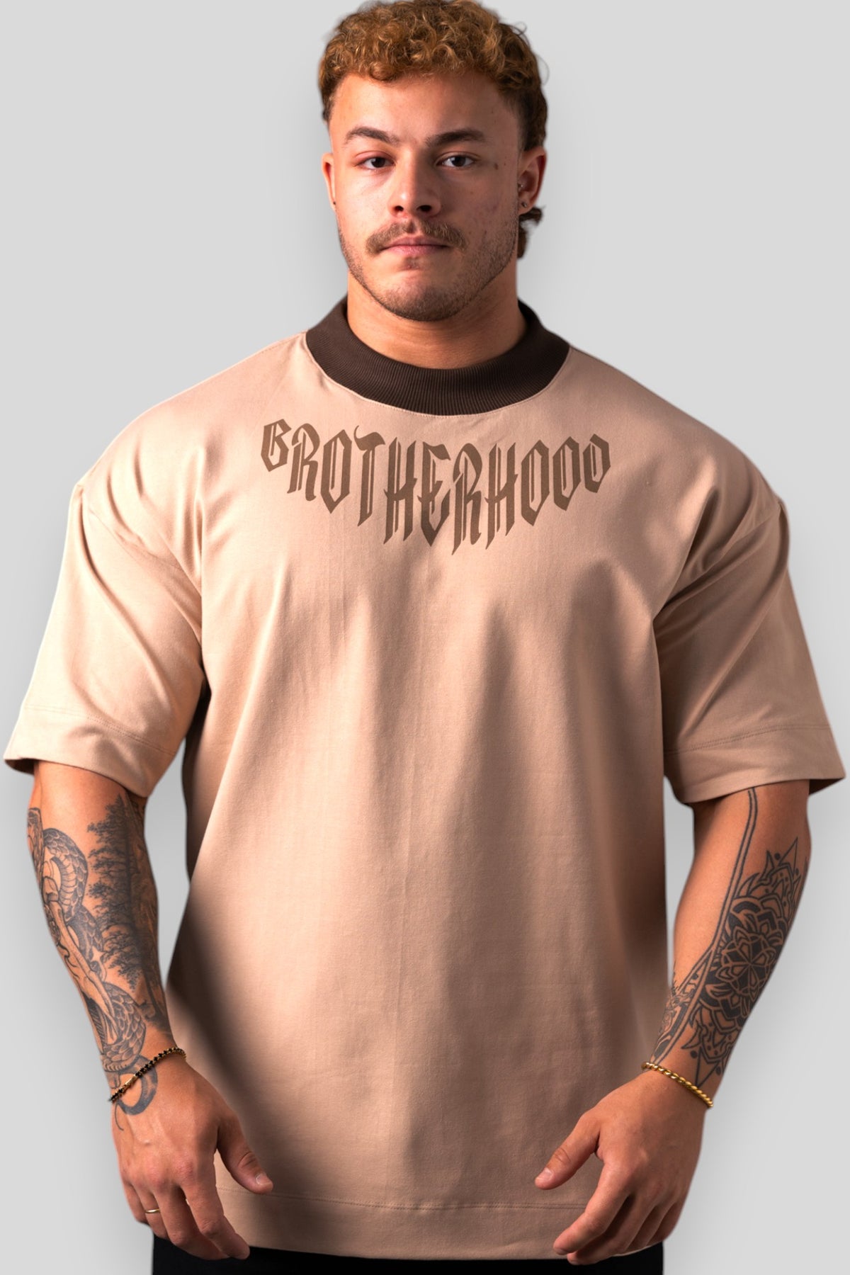 Camiseta Oversized Irmandade - Bege