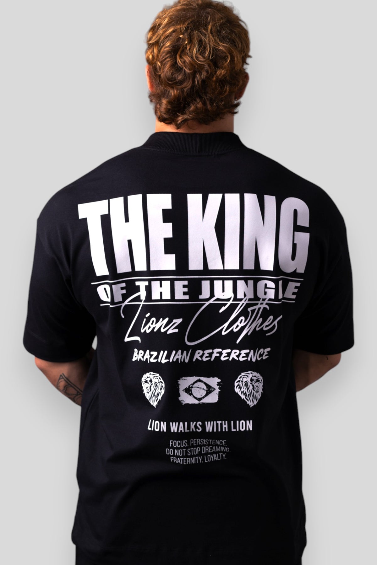Camiseta Oversized The King - Preta