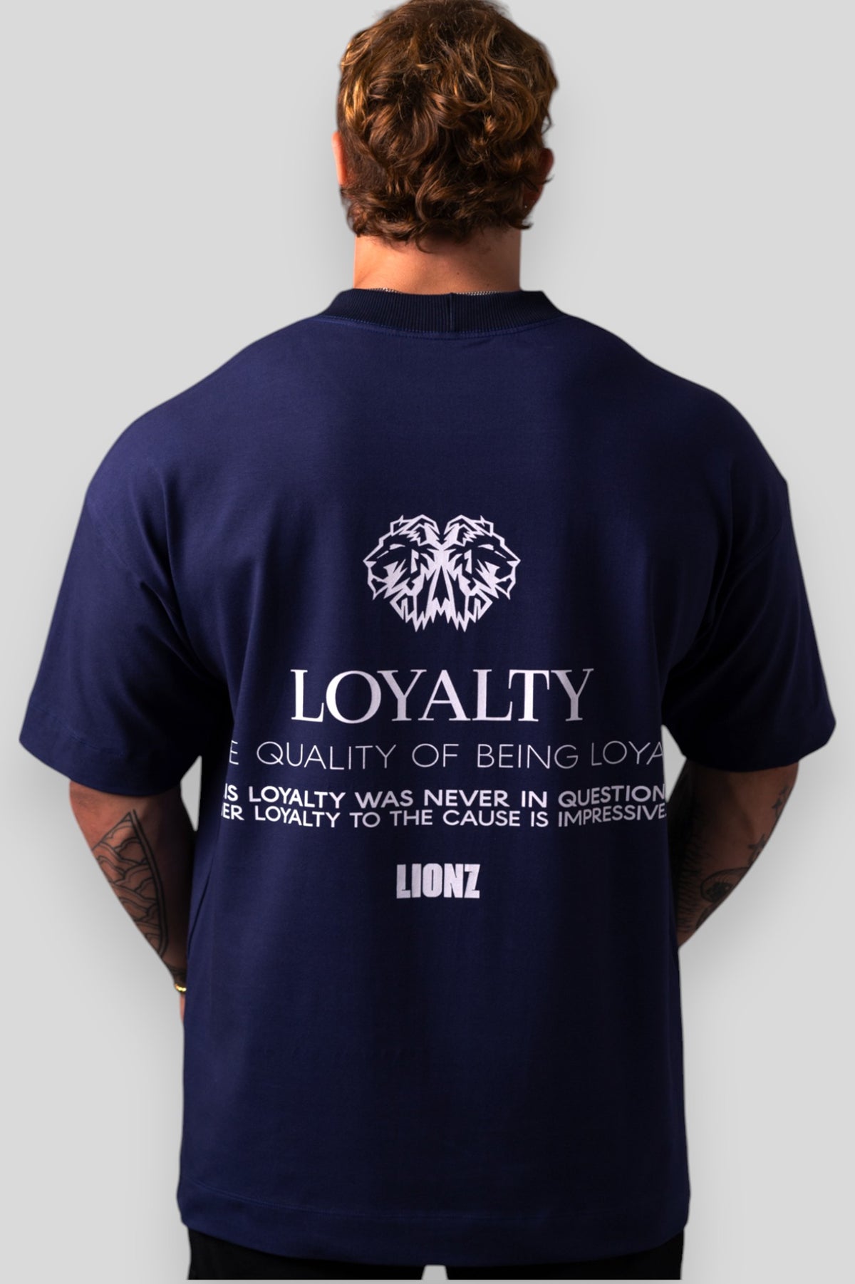 Camiseta Oversized LOYALTY - Marinho