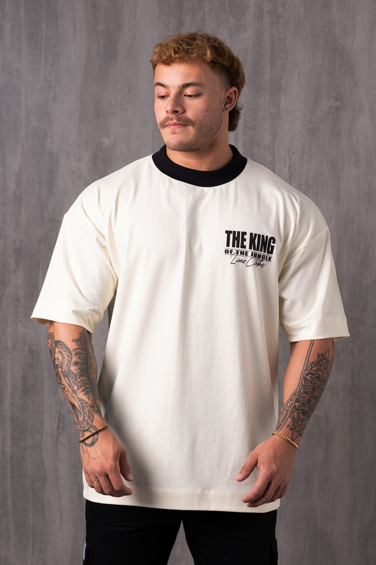 Camiseta Oversized The King - OffWhite