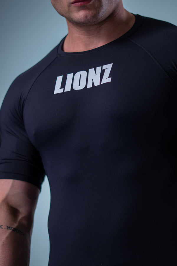 Camiseta Termic Pro LIONZ - Preta